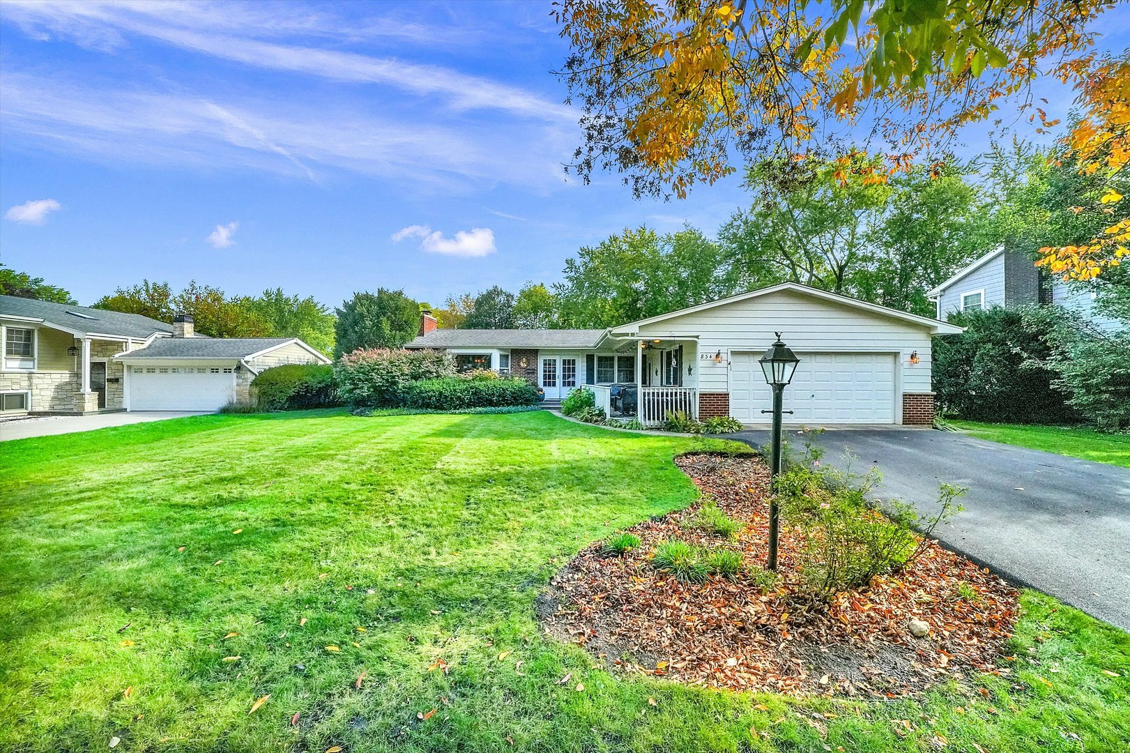 Property Photo: 834 Liberty Bell Lane IL 60048