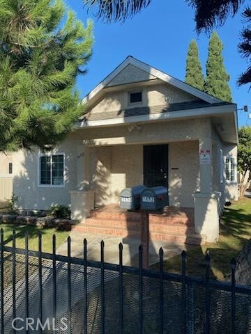 Property Photo:  1450 Peterson Avenue  CA 90813 