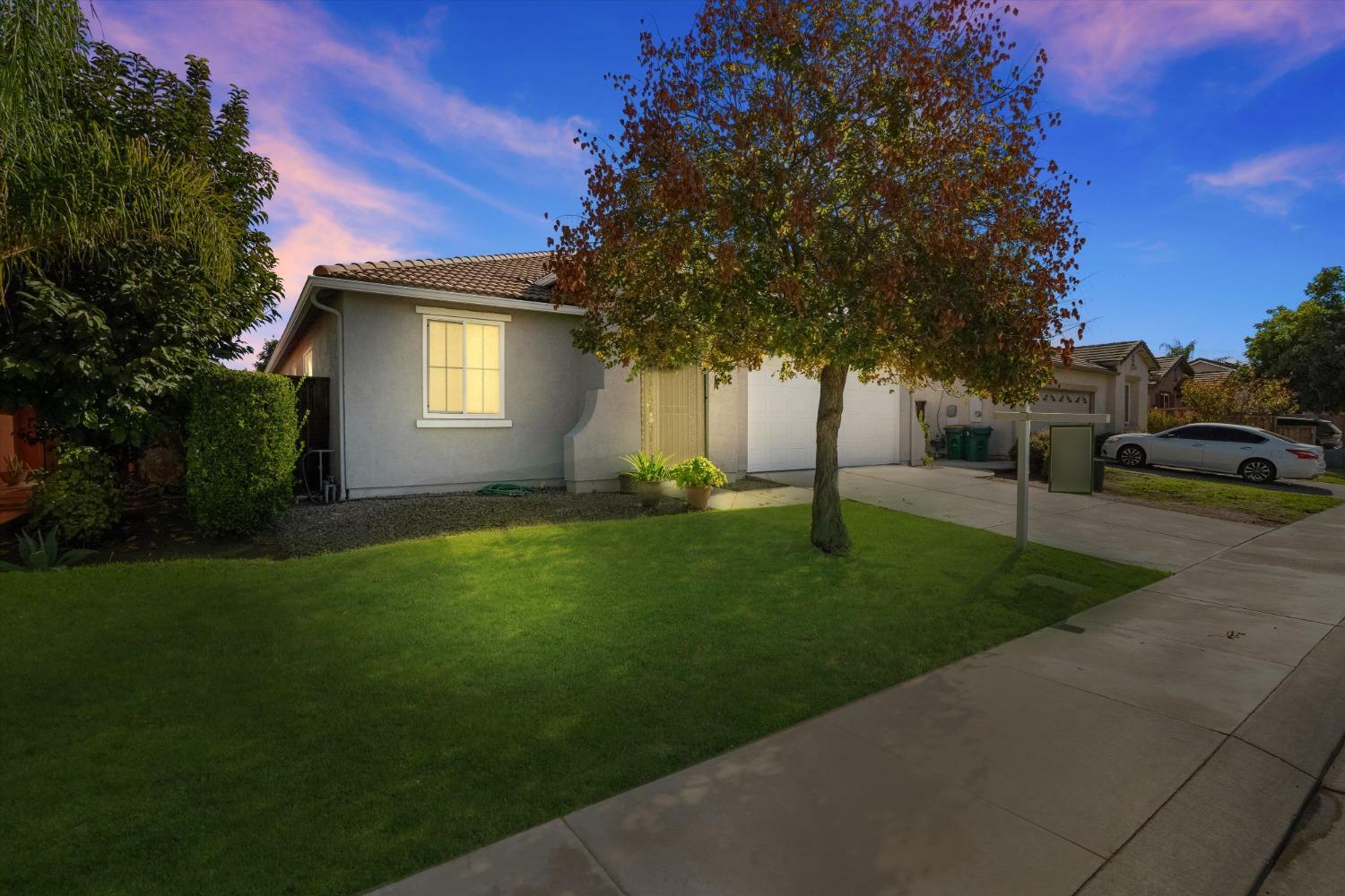 Property Photo:  3940 Gostage Way  CA 95206 