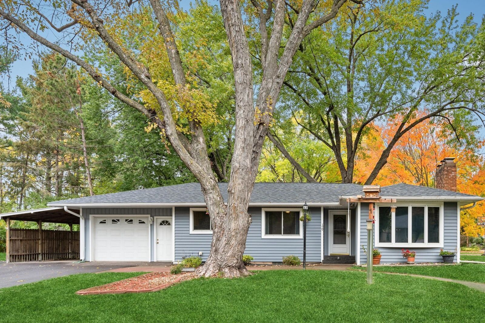 Property Photo: 129 7th Street WI 54016