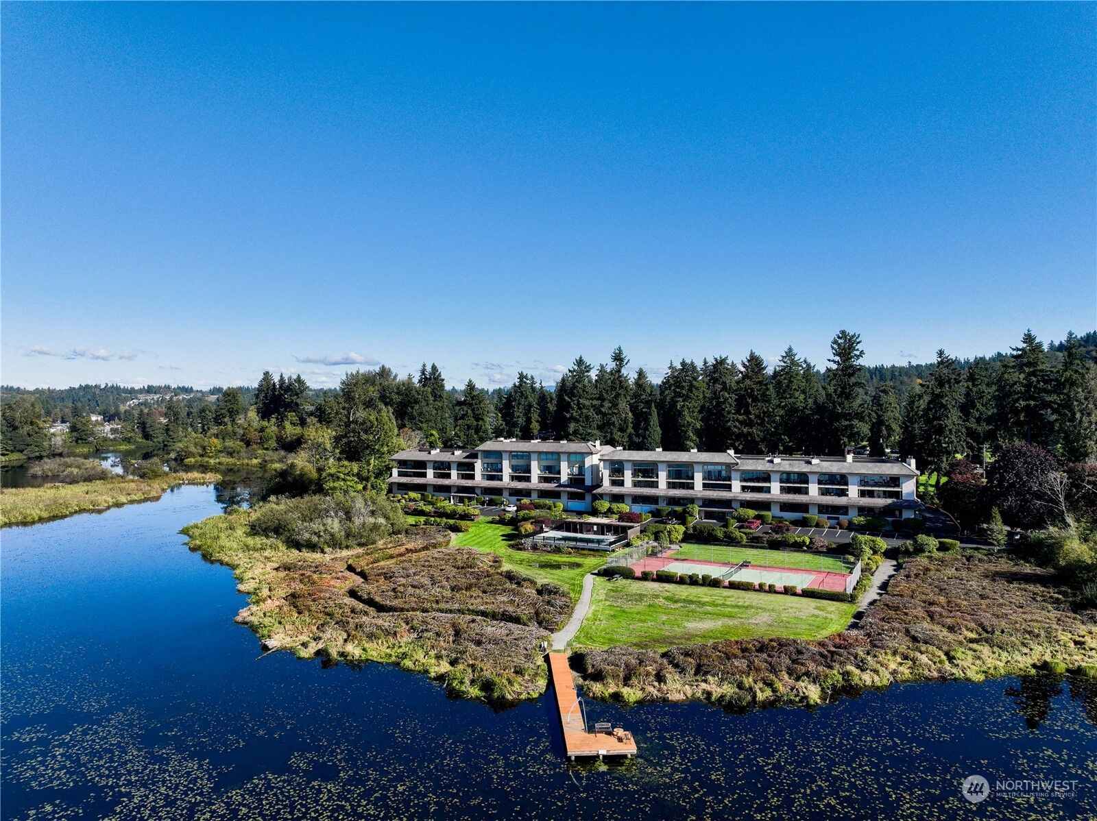 2 bed Kenmore home for sale 16929 Inglewood Road NE 203, Kenmore, WA 98028