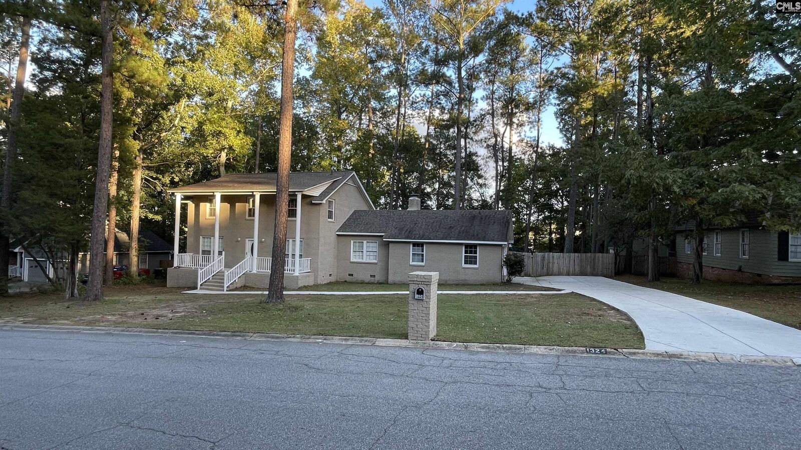 Property Photo: 1324 Country Squire SC 29212-2202