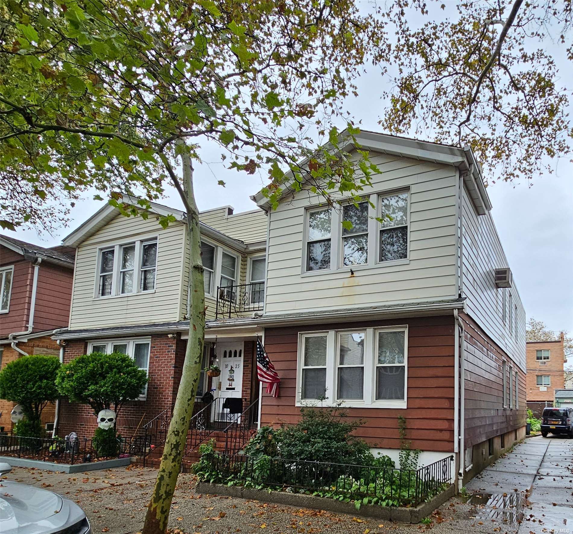 Property Photo: 70-27 67 Street NY 11385