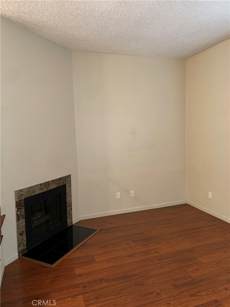 Property Photo:  2440 S Carolina Street 1  CA 90731 