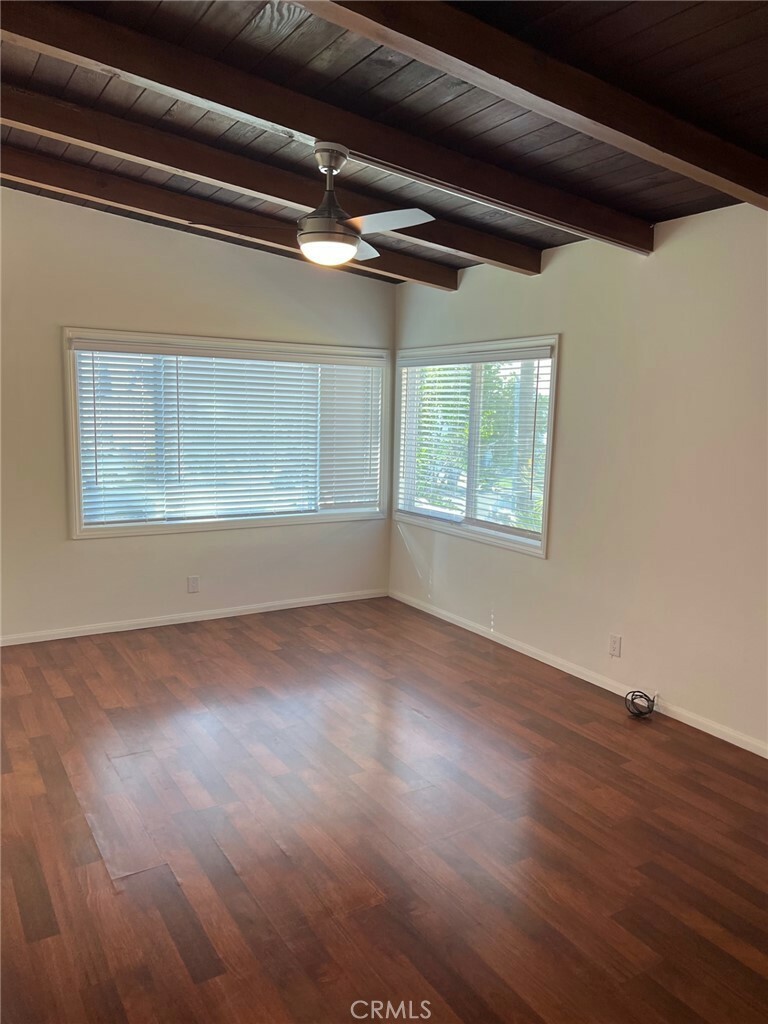 Property Photo:  300 Calle Miramar A  CA 90277 