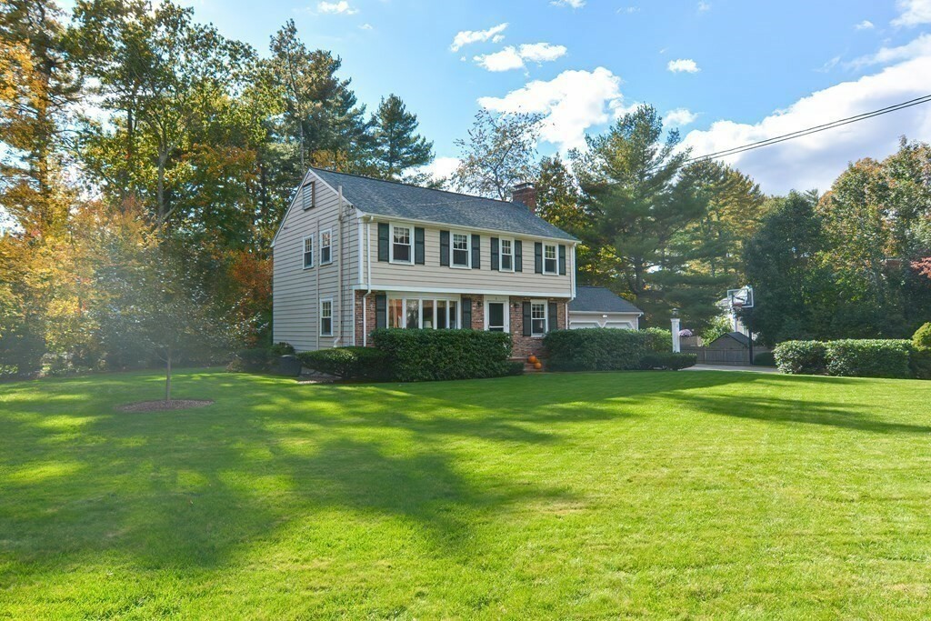 Property Photo:  8 Tamarack Rd  MA 02052 