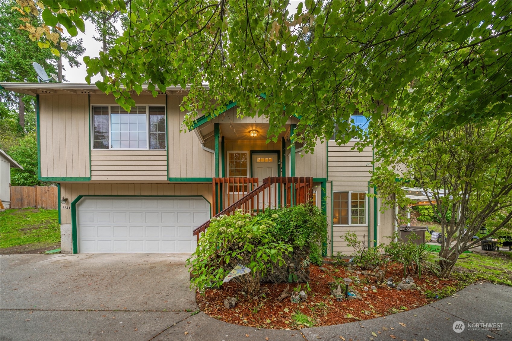 Property Photo:  7734 183rd Avenue E  WA 98391 