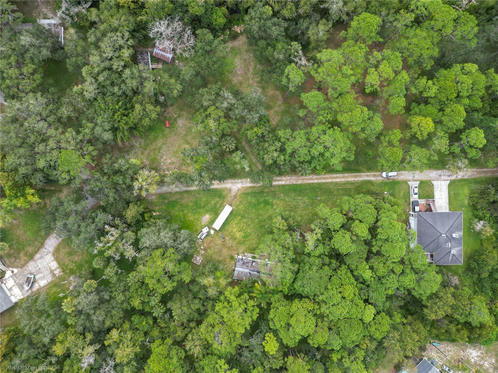 Property Photo:  6331/6325 Lost Trail  FL 34690 