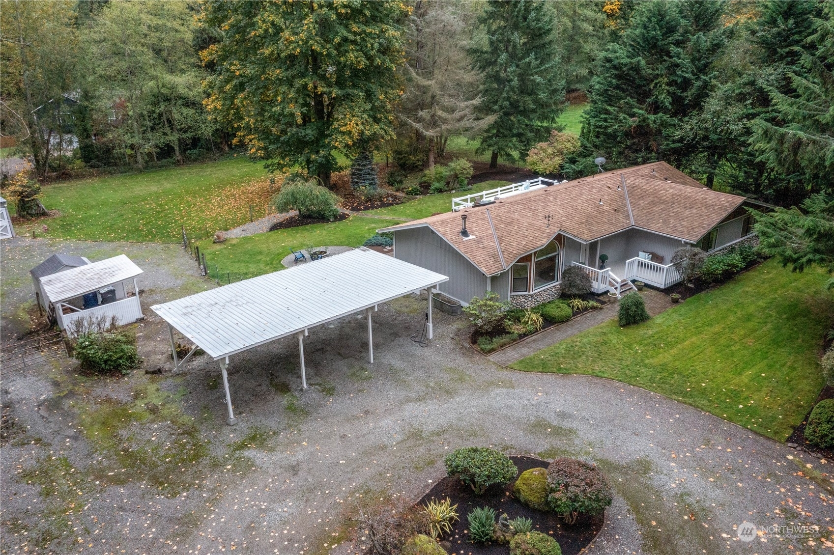 Property Photo:  5516 264th Avenue NE  WA 98053 