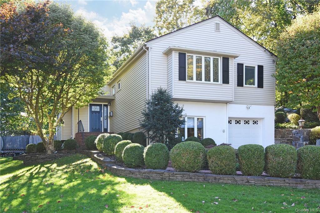 Property Photo:  42 Victor Drive  NY 10533 