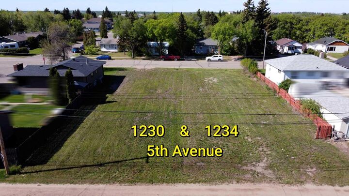 Property Photo: 1230 &Amp 1234 5 Avenue AB T9W 1L8