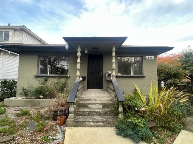 Property Photo: 2891 Eton Street BC V5K1K4