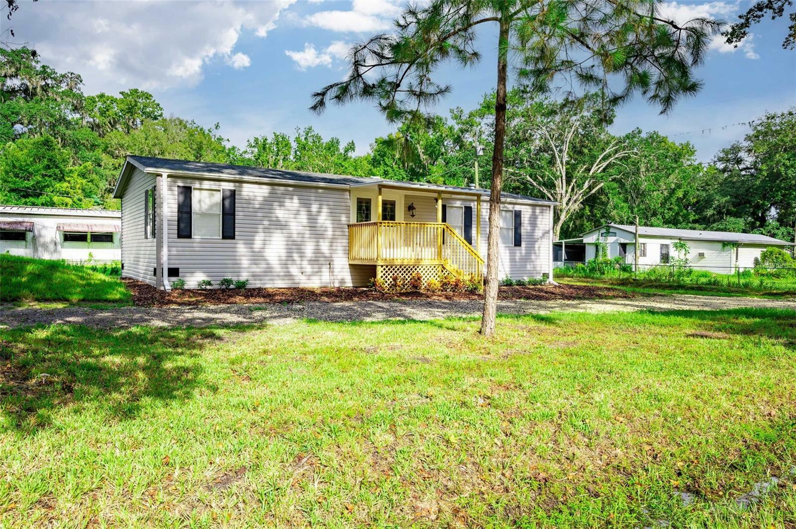 Property Photo:  7255 Landsdale St  FL 34601 