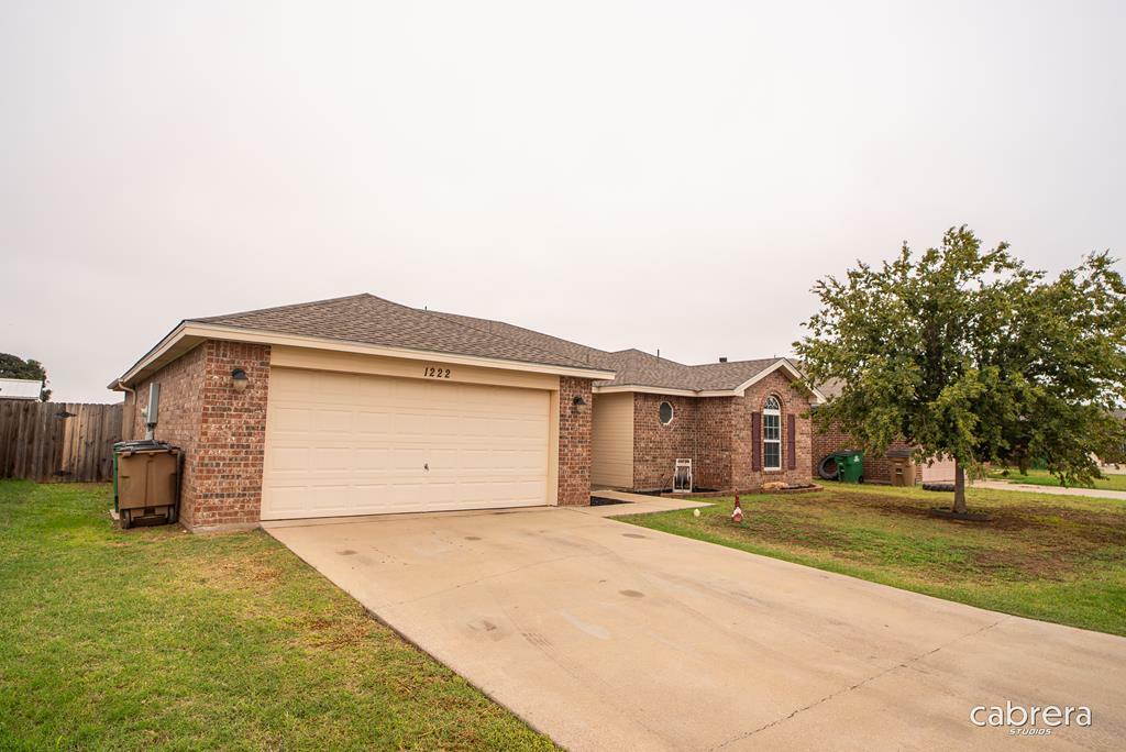 Property Photo: 1222 Henry Lane TX 76905