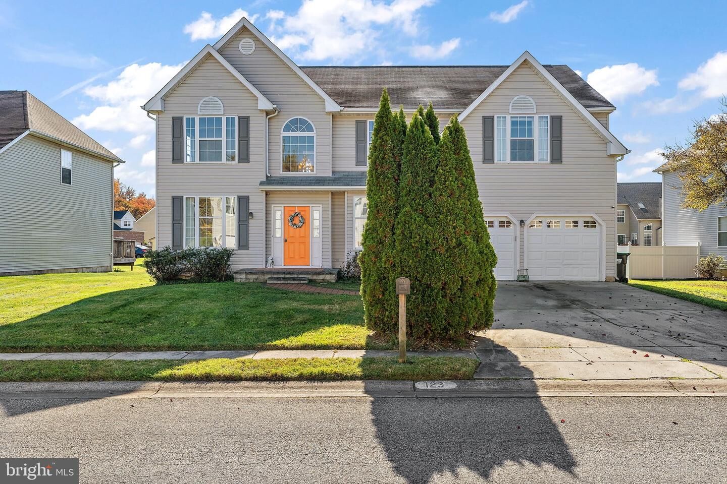Property Photo:  123 Hannum Drive  DE 19701 
