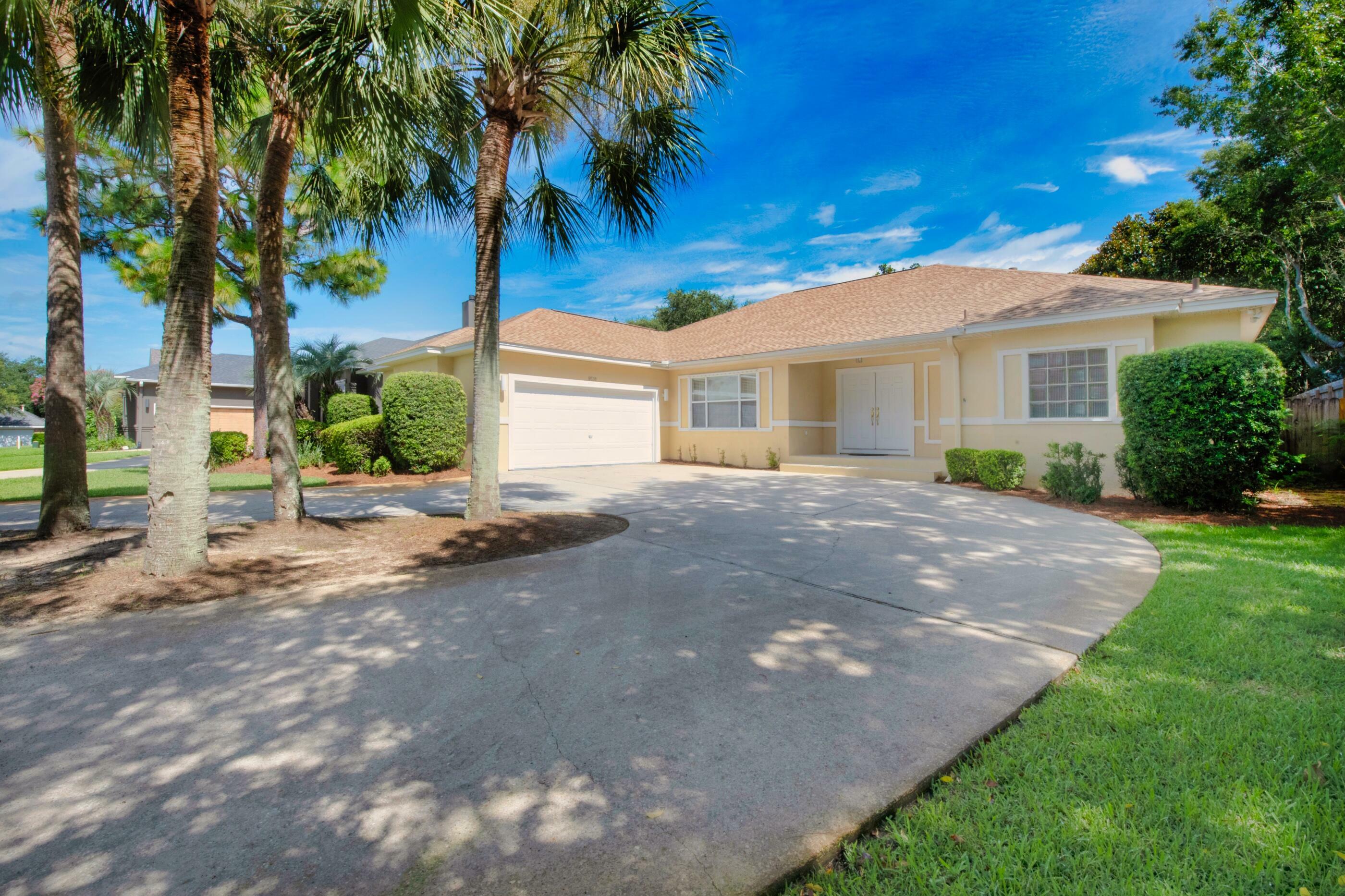 Property Photo:  9538 Monte Carlo Circle  FL 32566 