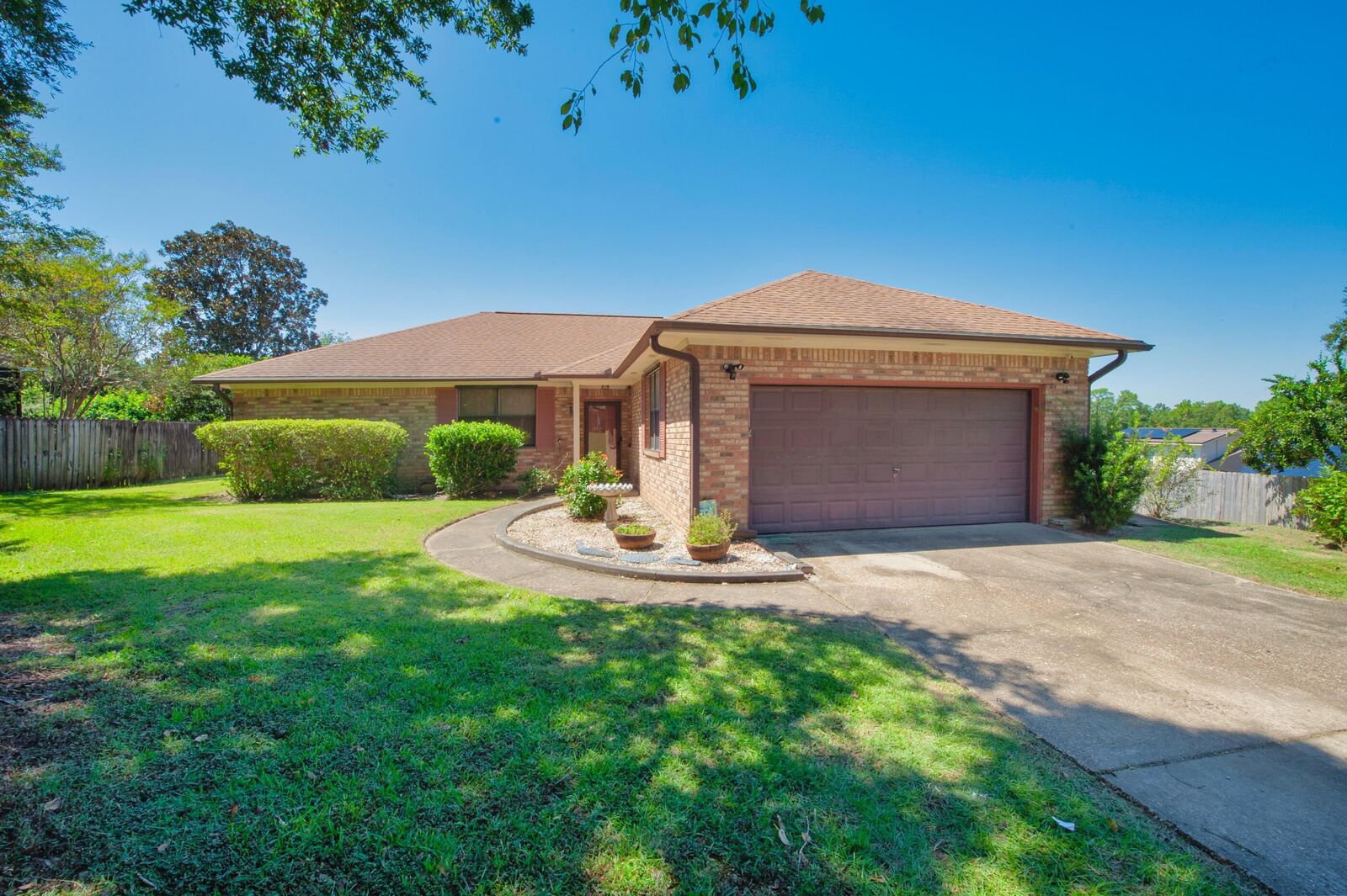 Property Photo:  4757 Baywind Drive  FL 32514 