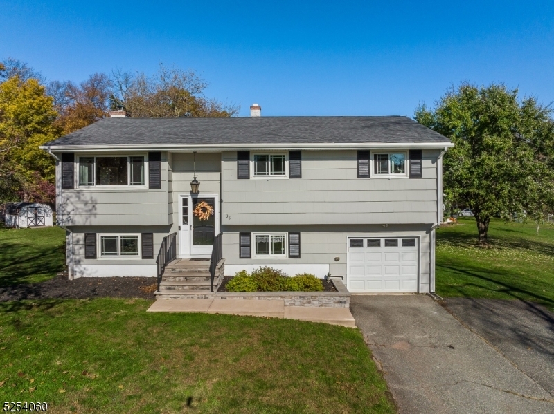 Property Photo: 38 Grandin Dr NJ 08822