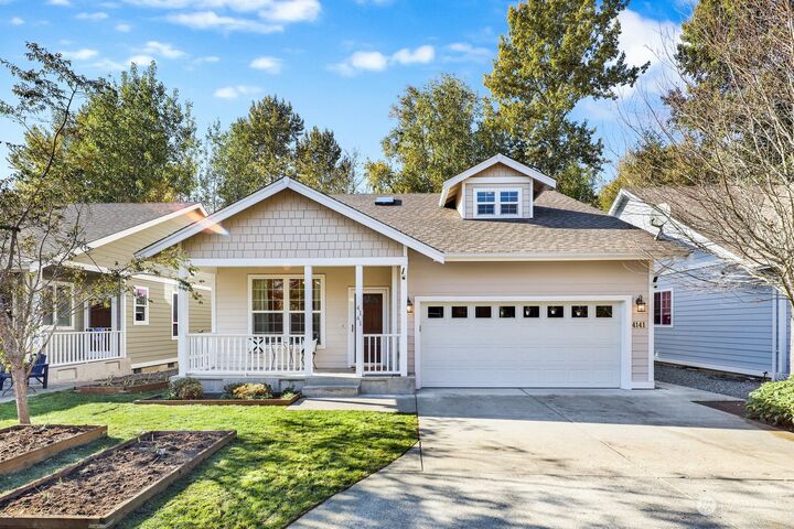 Property Photo:  4141 Palisade Way  WA 98226 