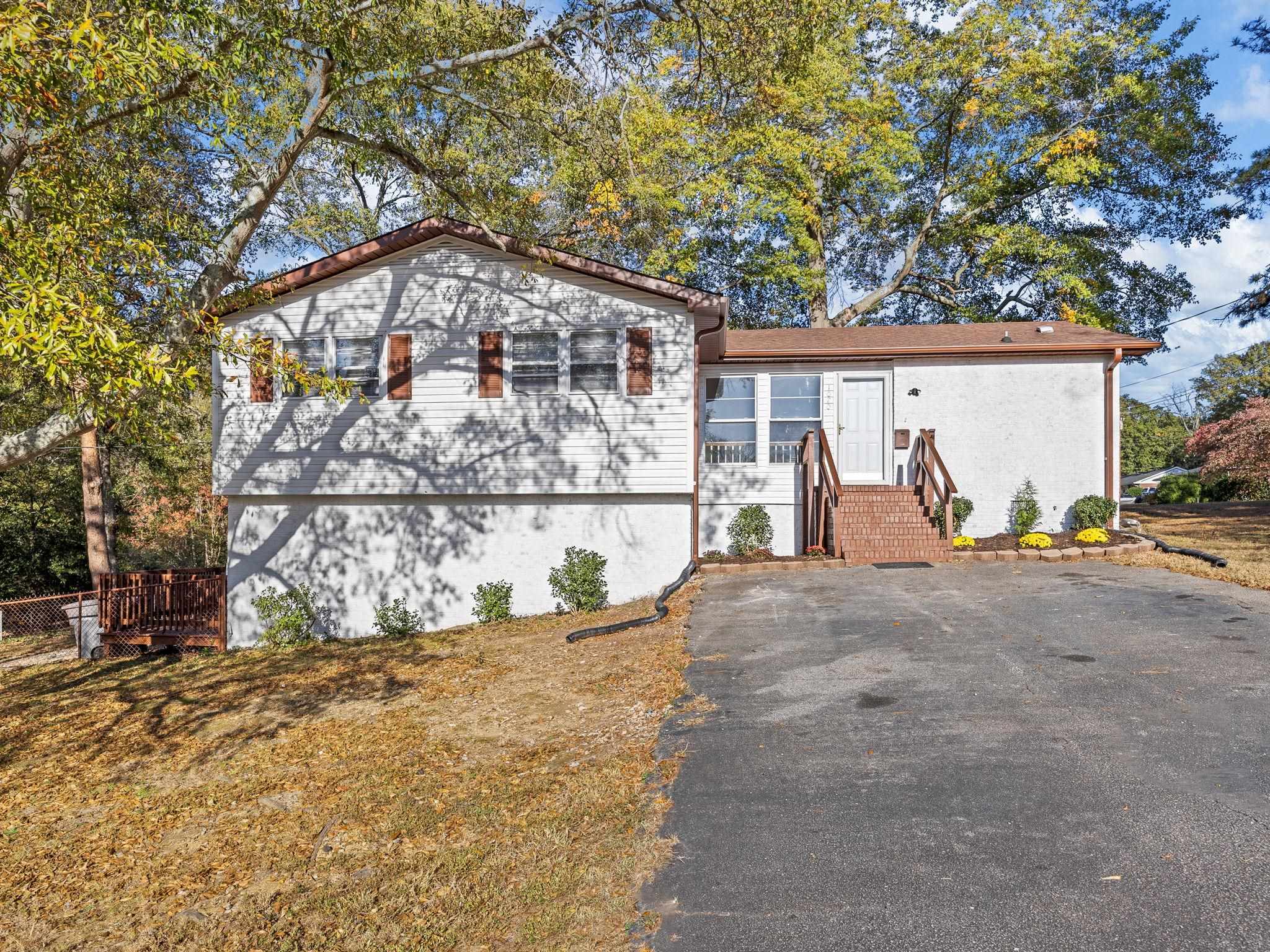 Property Photo: 1070 Hopkins Street SC 29307