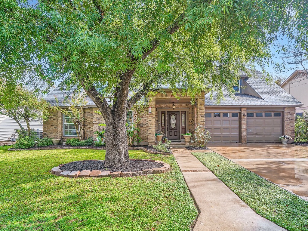 Property Photo:  9017 Frostwood Trail  TX 78729 