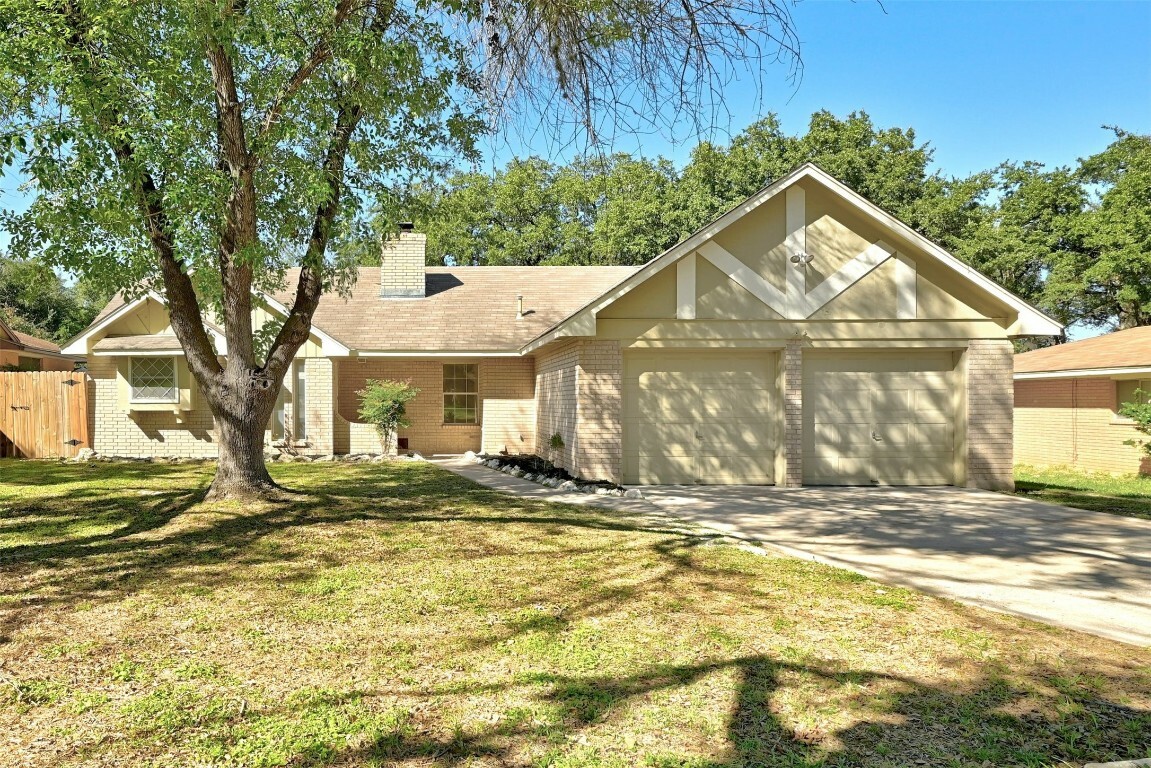 Property Photo: 5622 Wagon Train Road TX 78749