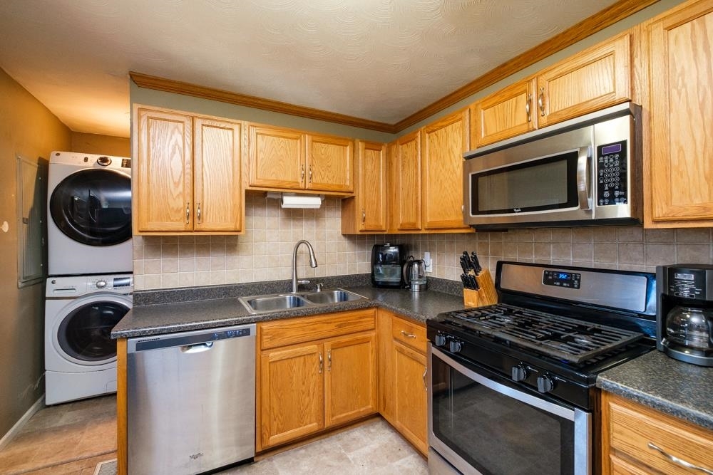 Property Photo: 15396 Evergreen Valley Rd VA 22853