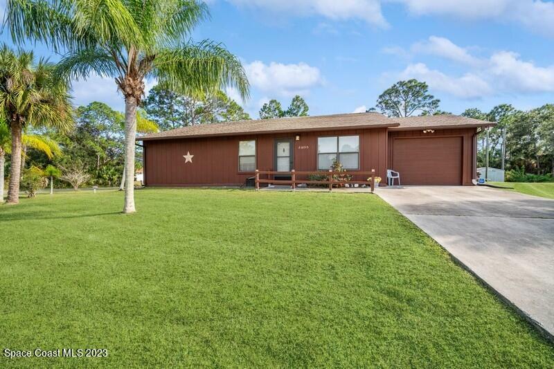 Property Photo:  2805 Tishman Road SE  FL 32909 