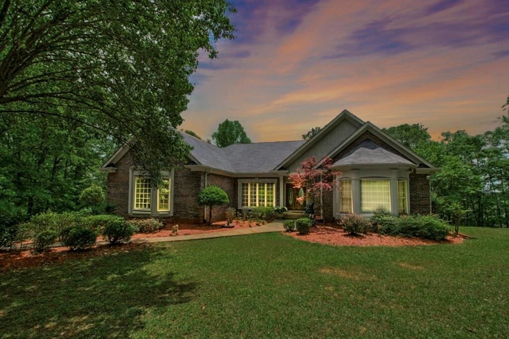 Property Photo:  4720 Hwy 92  GA 30135 