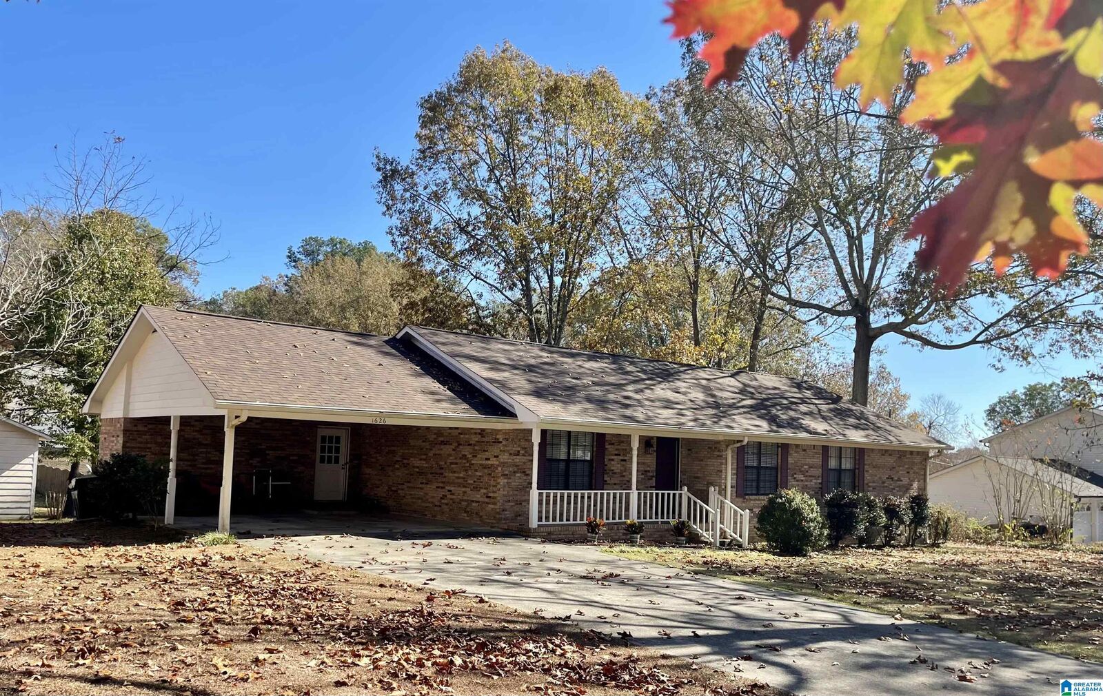 Property Photo:  1626 Catoma Drive  AL 35055