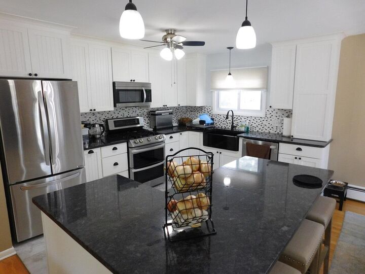 Property Photo: 16 Lamplite Lane VT 05495