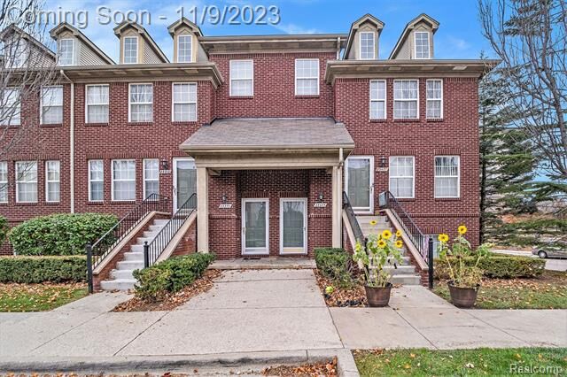Property Photo: 23405 Grayson Drive MI 48075