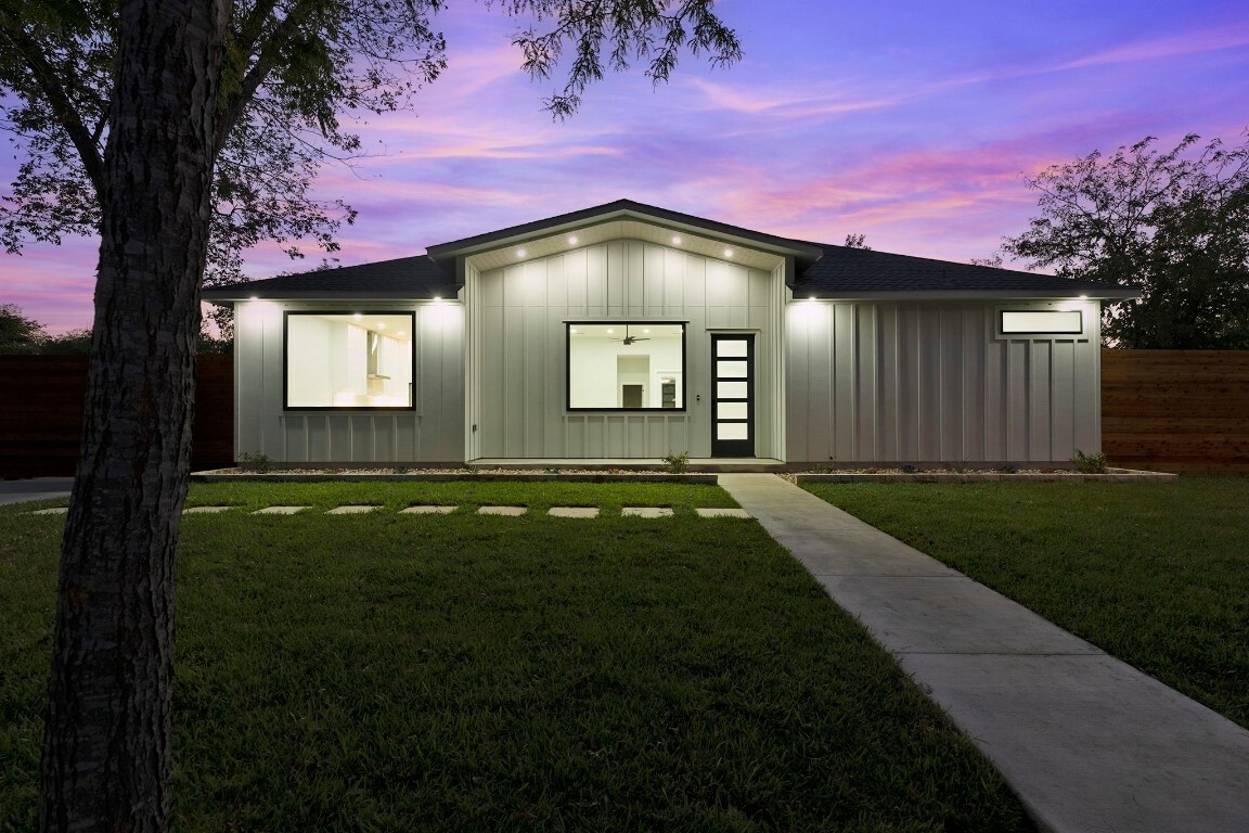 Property Photo:  1215 Howard Street  TX 76574 