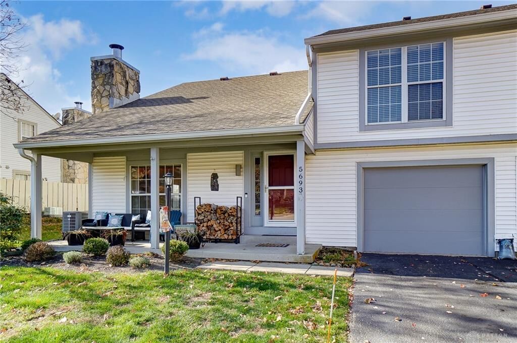 Property Photo:  5693 Cobblegate Drive 5  OH 45449 