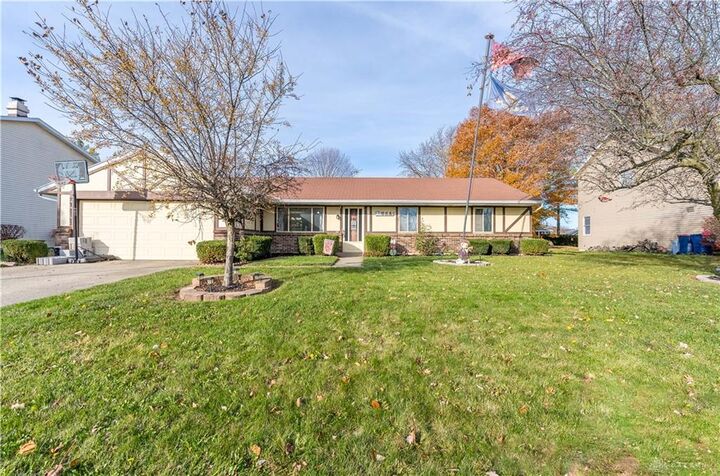 1818 Carol Drive  Piqua OH 45356 photo