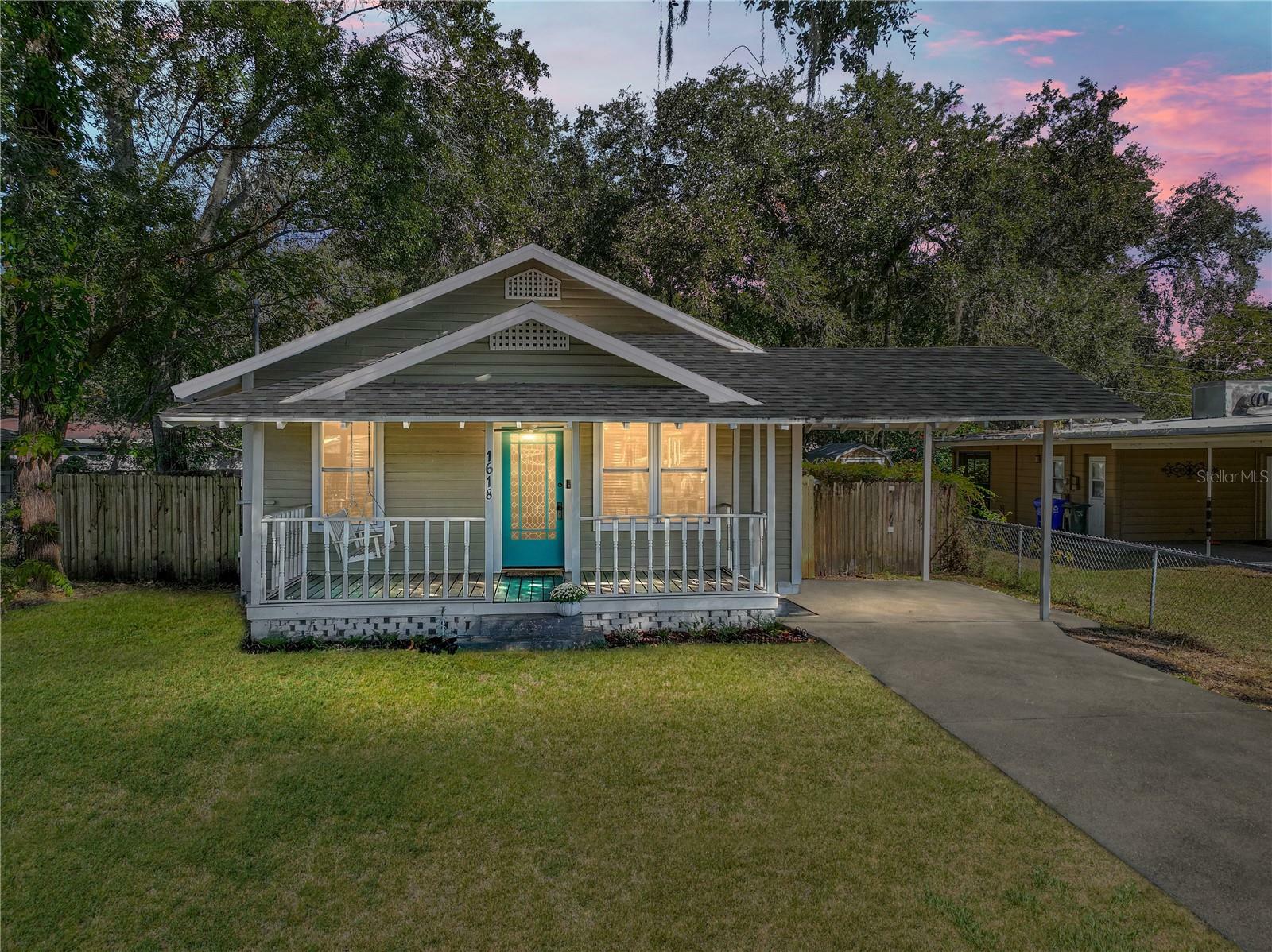 Property Photo:  1618 Salesberry Street  FL 33803 