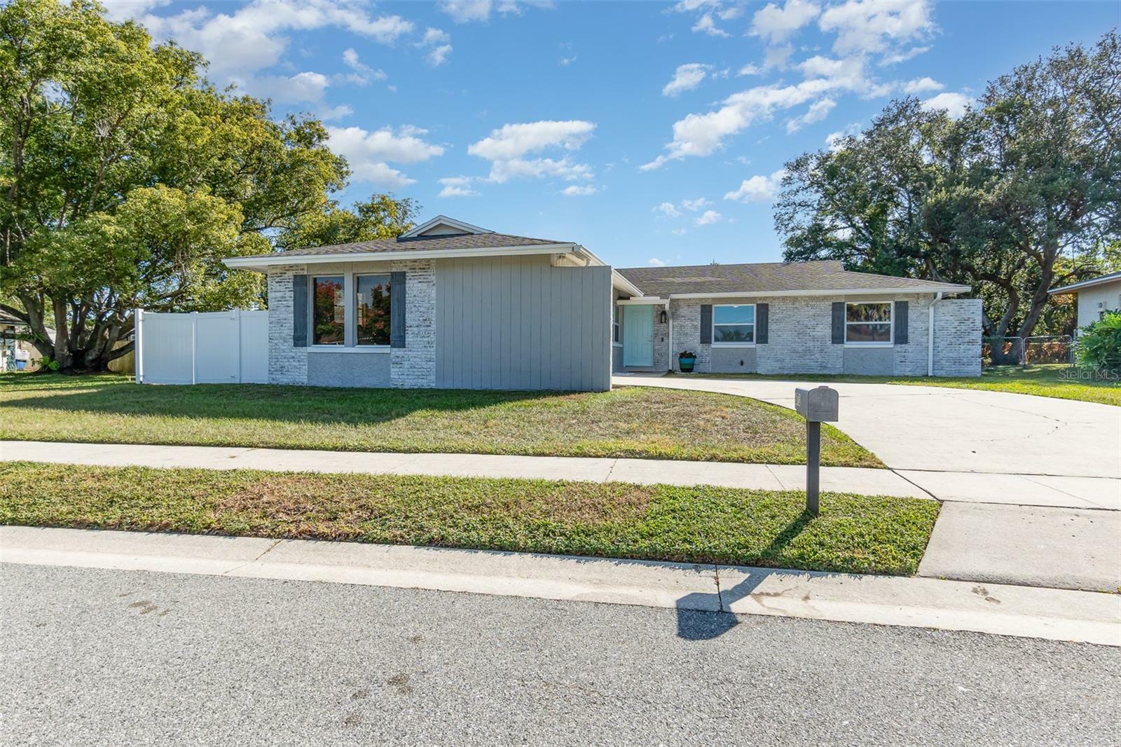 Property Photo:  671 Wren Drive  FL 32707 