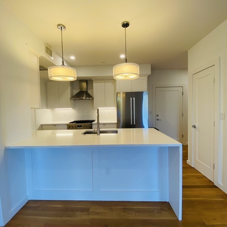 Property Photo:  49 Rogers St 6  MA 02127 