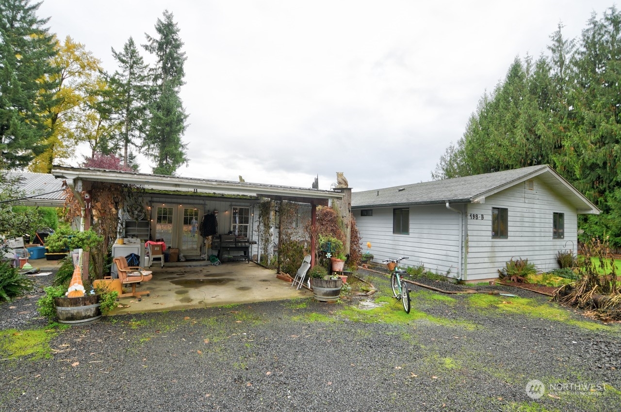 Property Photo:  198 3rd Street E B  WA 98570 