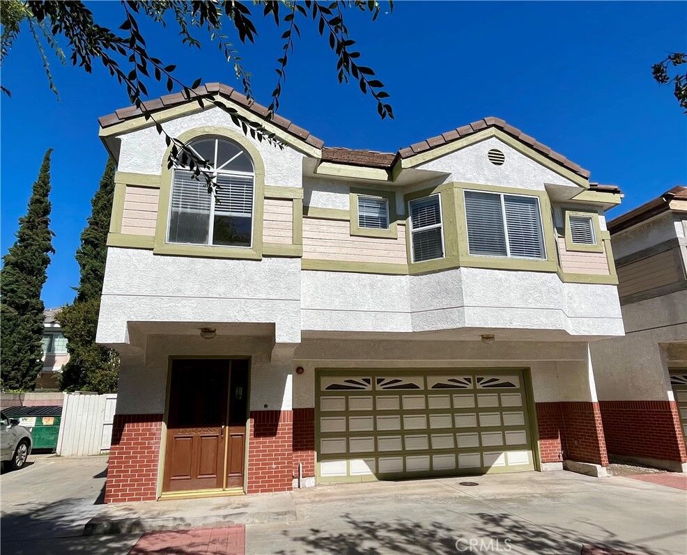 Property Photo:  601 S 5th Avenue B  CA 91006 