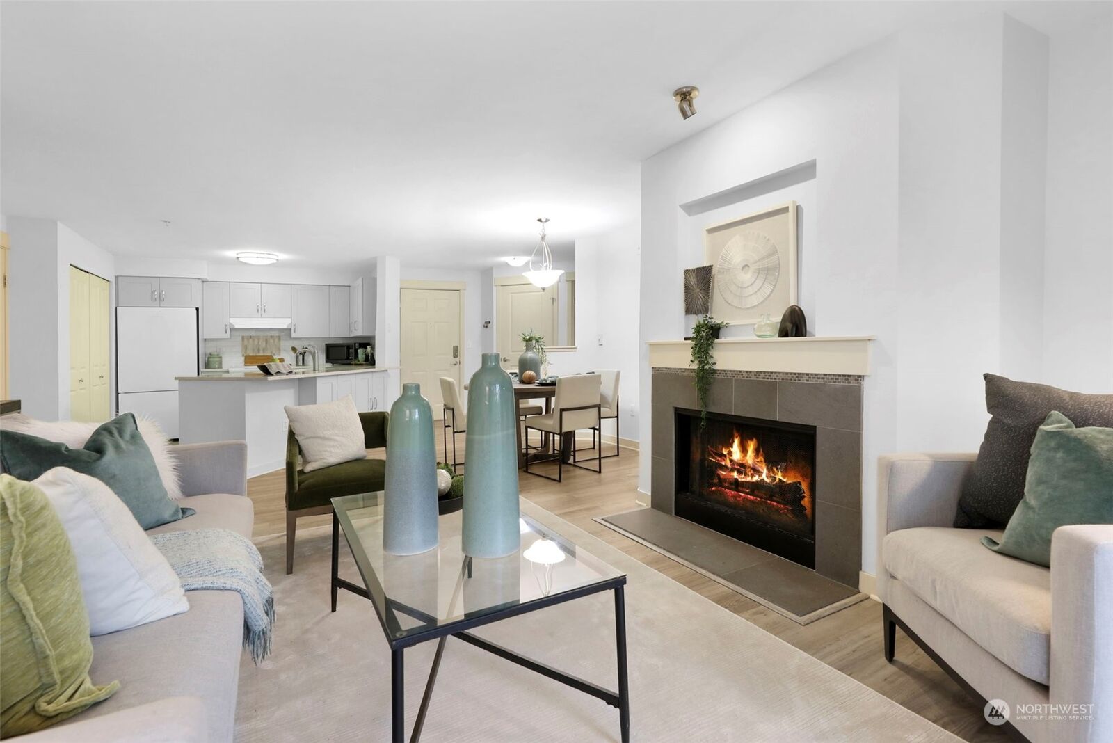 Property Photo:  7711 NE 175th Street E206  WA 98028 