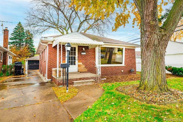 Property Photo:  8161 Kolb Avenue  MI 48101 