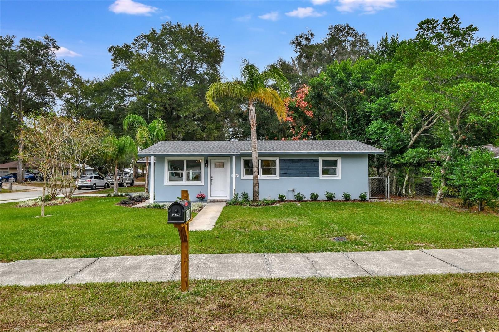 Property Photo:  650 N Orange Avenue  FL 32763 