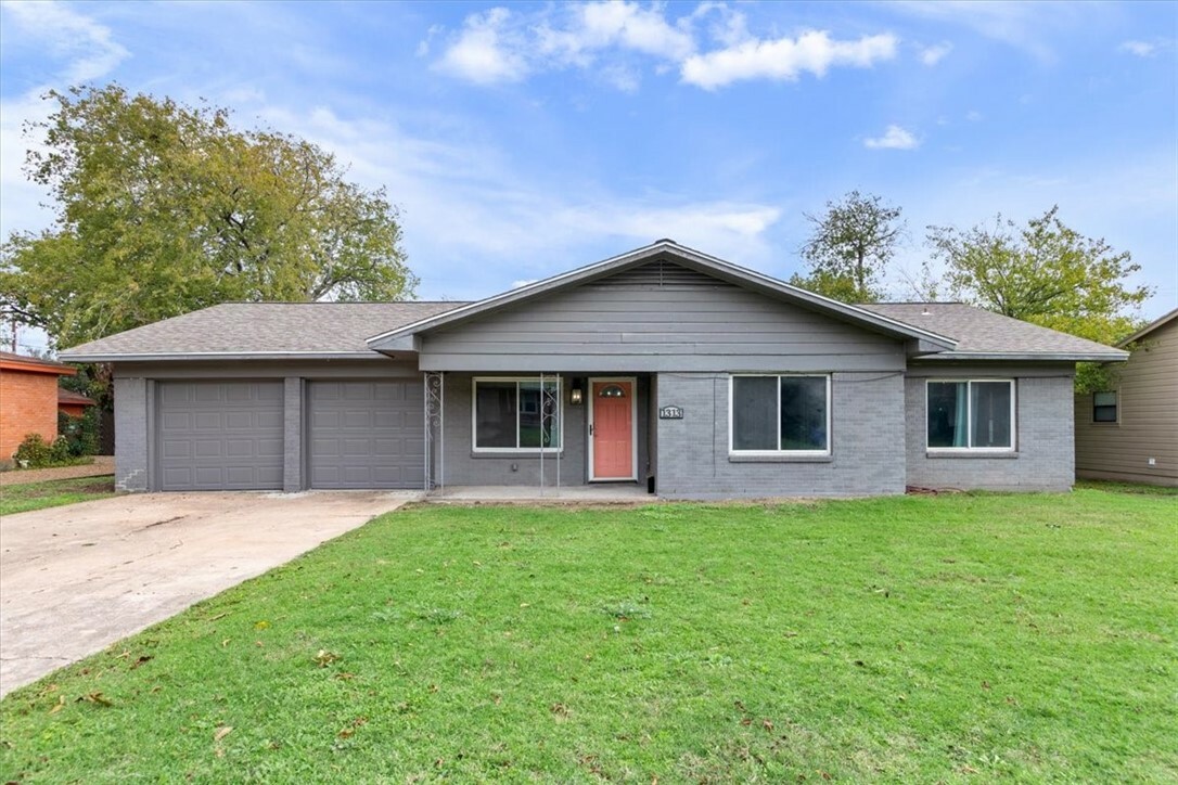 Property Photo:  1313 N 60th Street  TX 76710 