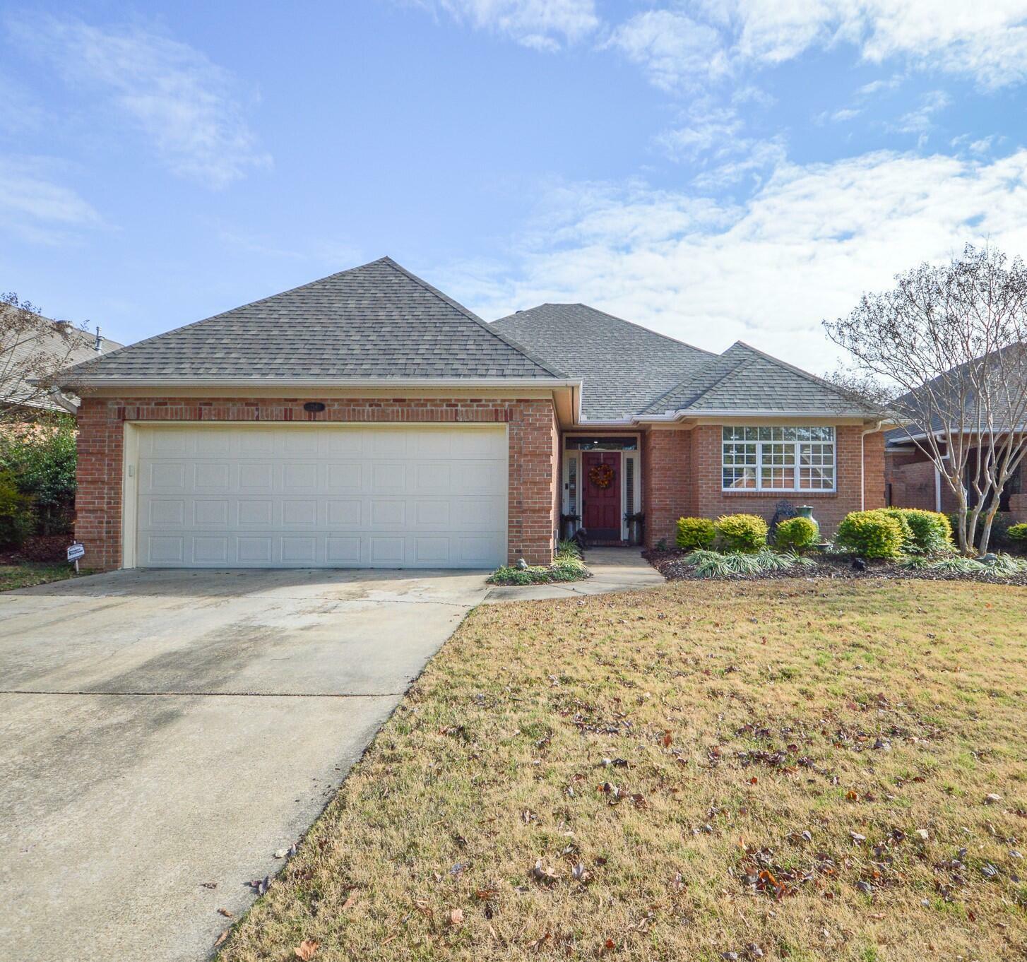 Property Photo:  118 Dover Ct  MS 39759 