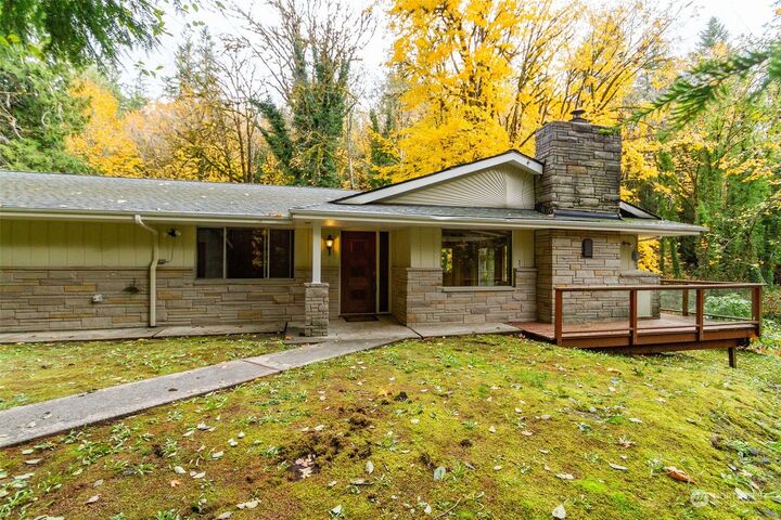 House for sale in Quilcene 293515 US Highway 101, Quilcene, WA 98376