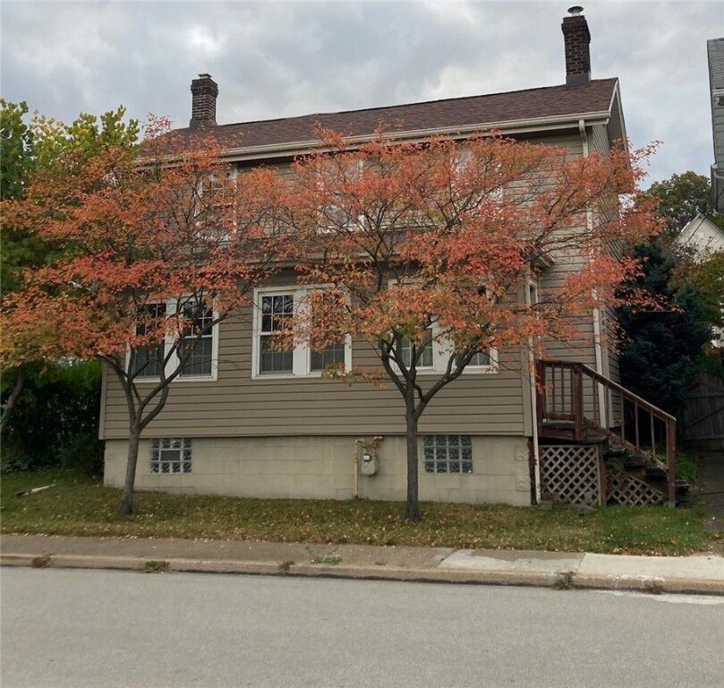 Property Photo: 343 College Ave PA 15601