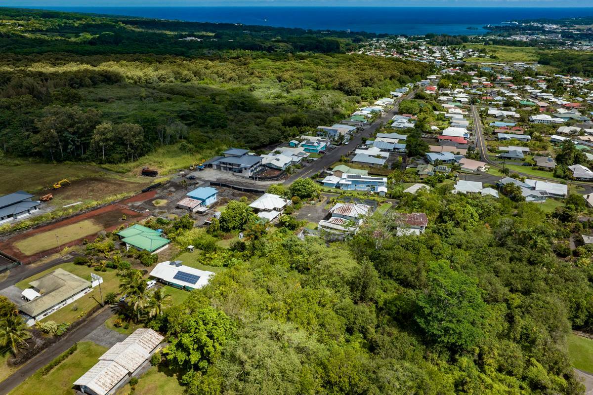 Property Photo: Iwipolena Rd HI 96720