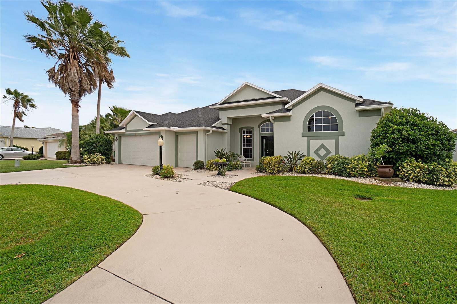 Property Photo:  2124 Springwater Lane  FL 32128 