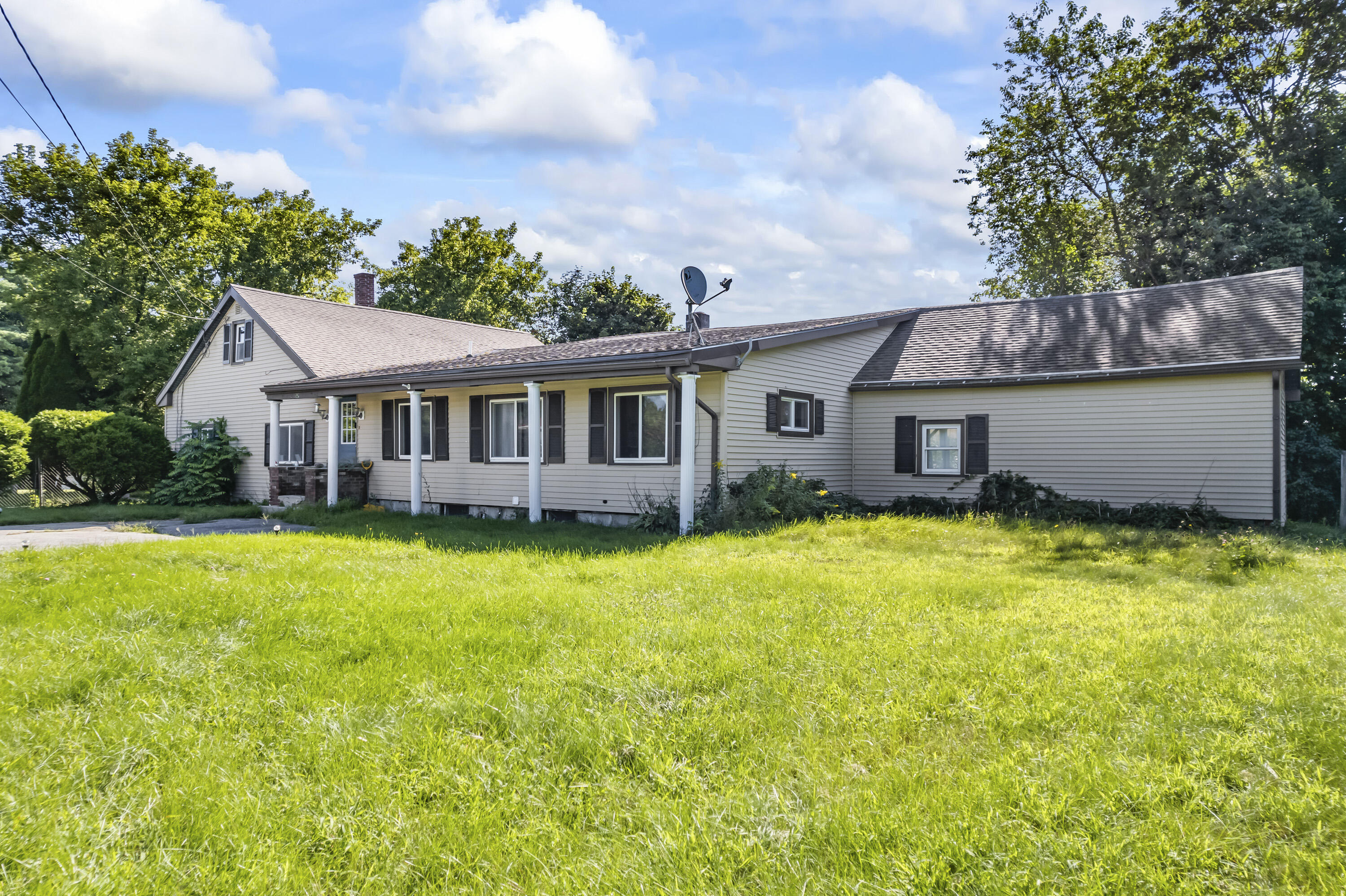 Property Photo: 53 Dill Street ME 04240
